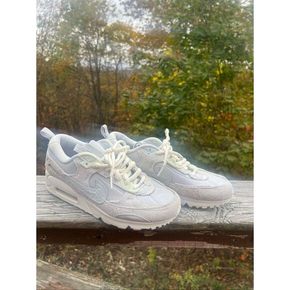 Nike Air Max 90 Futura Sneaker  Women's Sz 9.5 Natural FJ4558-025 - Picture 1 of 8